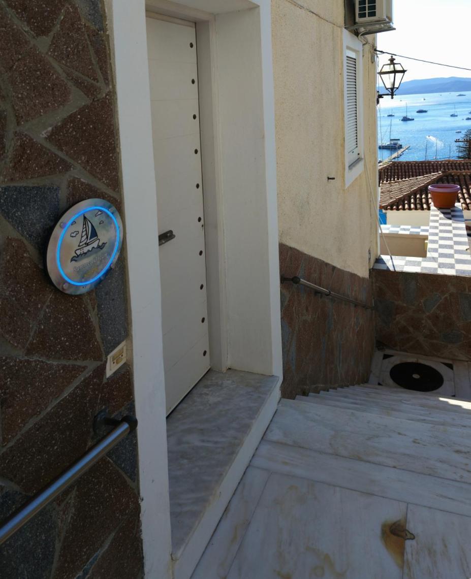 Summer Dream Poros Town エクステリア 写真